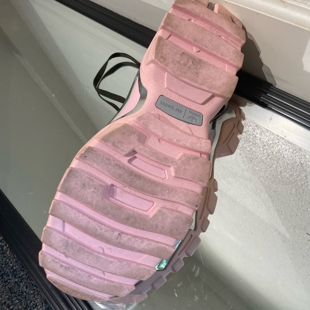 Raf Simons Green and Pink adidas Originals Edition RS Detroit Runner Sneakers - Picture 11 of 16